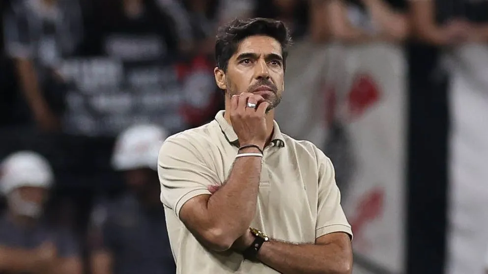 Abel Ferreira Abandona Coletiva Após Empate do Palmeiras Contra o Vitória no Brasileirão