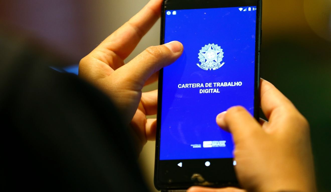 Grande Vitória Começa a Semana com Mais de 2.700 Oportunidades de Emprego