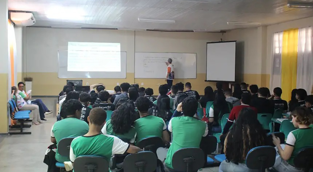 Aulão da Central do Enem Impulsiona Preparação de Estudantes em Macapá