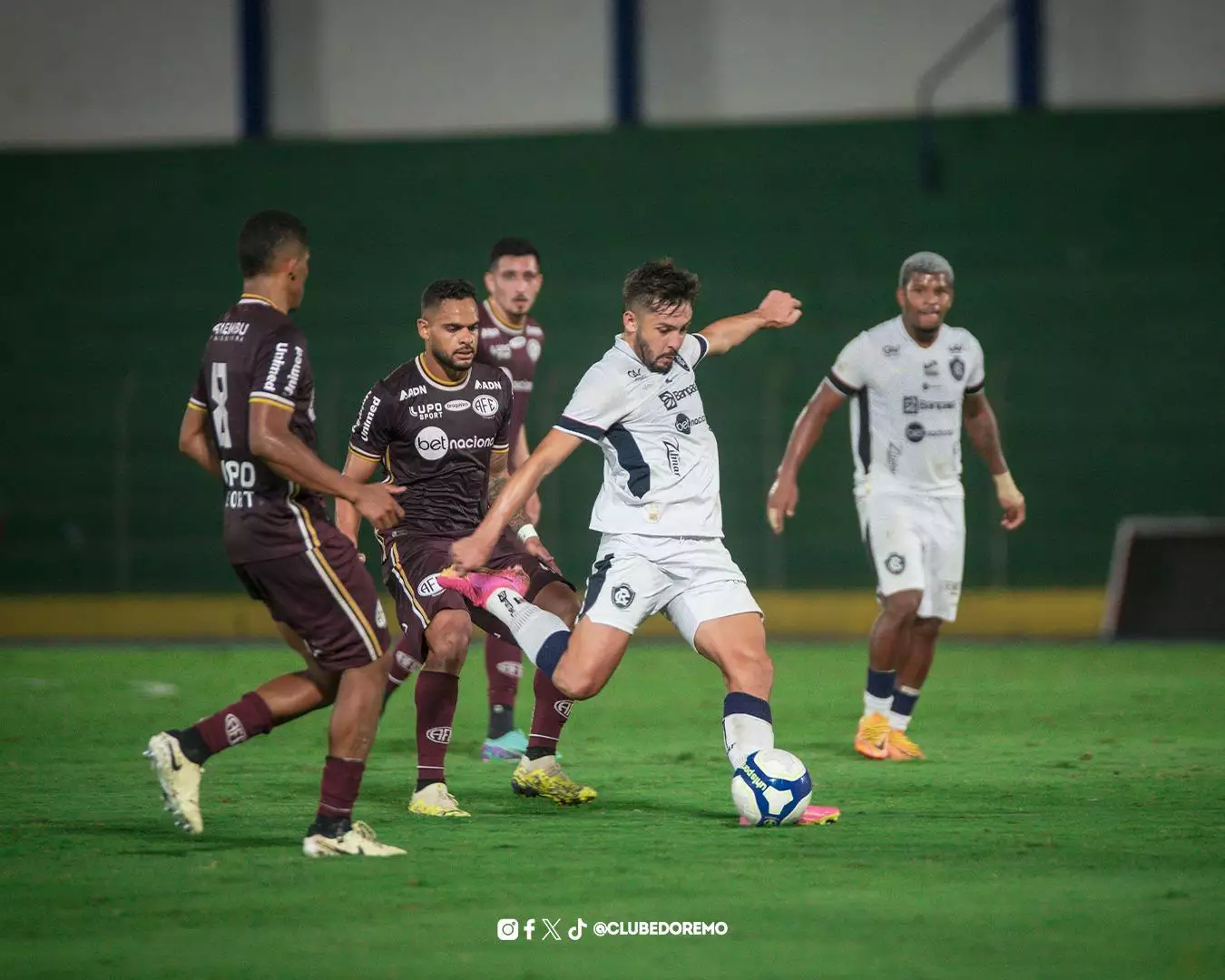 Remo busca trilhar o caminho da vitória contra a Ferroviária em Série B acirrada