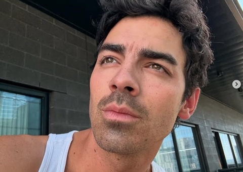 Joe Jonas Quebra o Silêncio Sobre Experiência ‘Constrangedora’ em Voo
