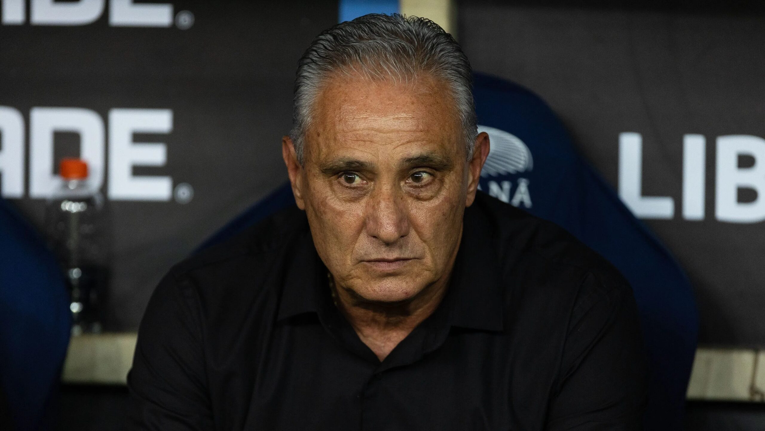 Tite no Santos? Cirurgia no joelho pode frustrar planos do Peixe
