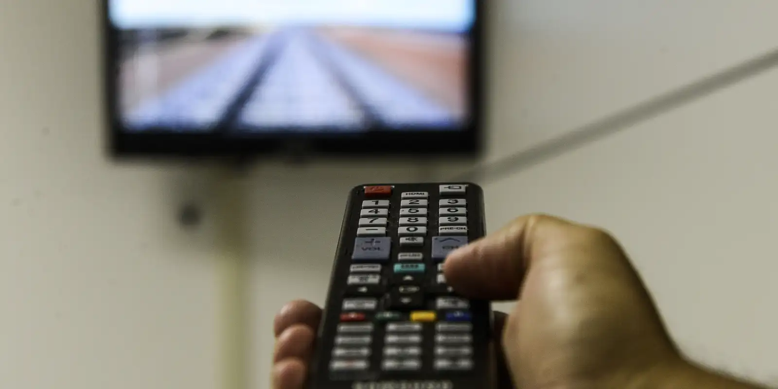 TV 3.0: Lula Assina Decreto que Promete Revolucionar a Televisão Brasileira com Interatividade e Integração à Internet