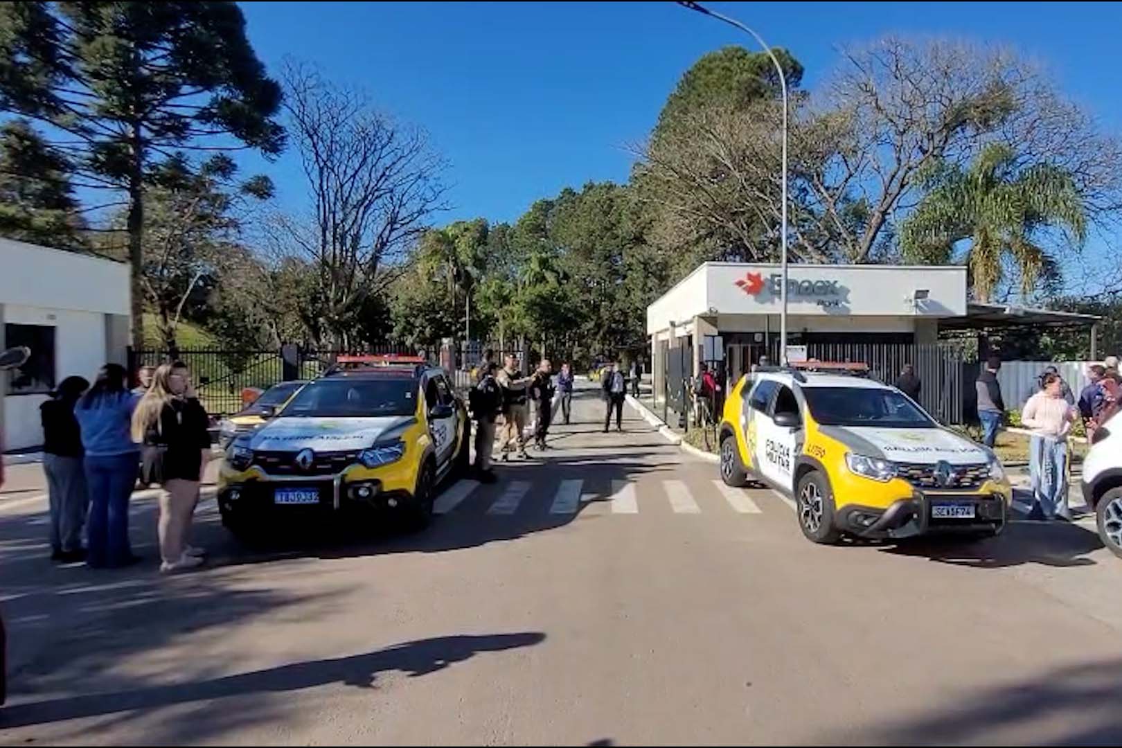 Explosão em fábrica de explosivos mobiliza forças de segurança em Quatro Barras