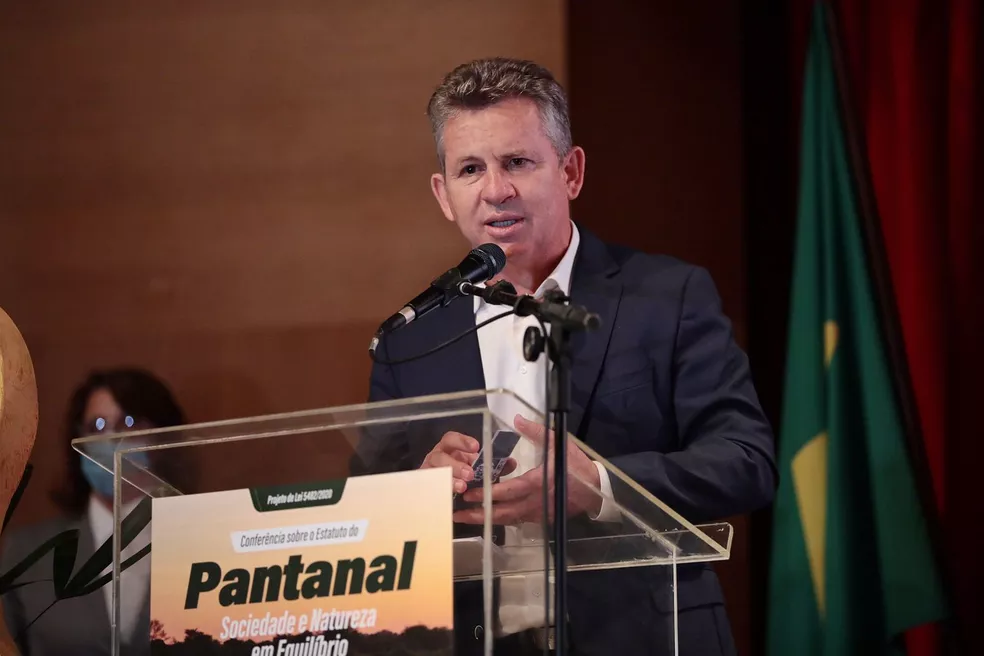 Governador Mauro Mendes sofre acidente em vistoria e é internado em UTI