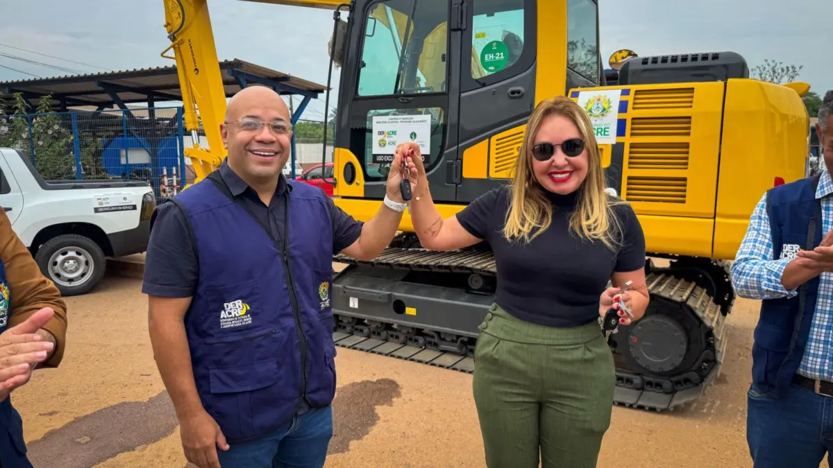 Deracre Impulsiona Obras no Acre com Nova Frota de Veículos