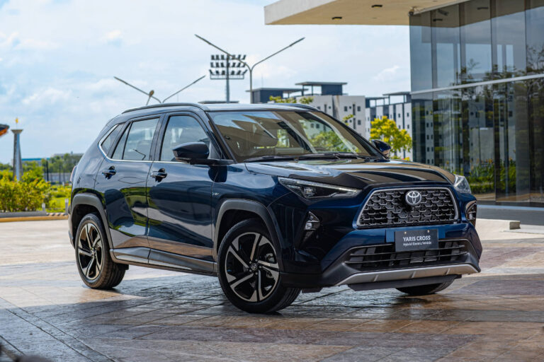 Toyota cancela lançamento do Yaris Cross após danos na fábrica