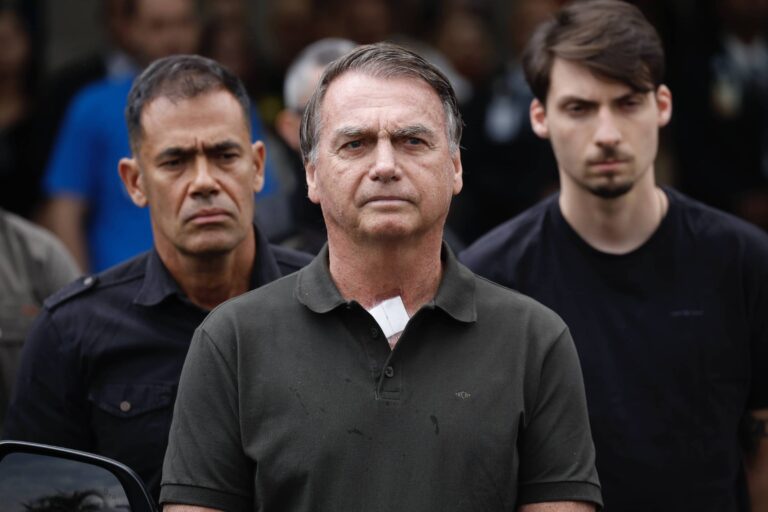 Bolsonaro solicita autorização para receber líderes políticos