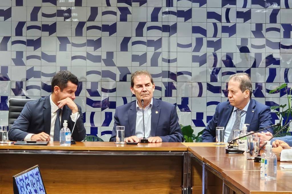 Paulinho articula apoio para reduzir penas de atos golpistas