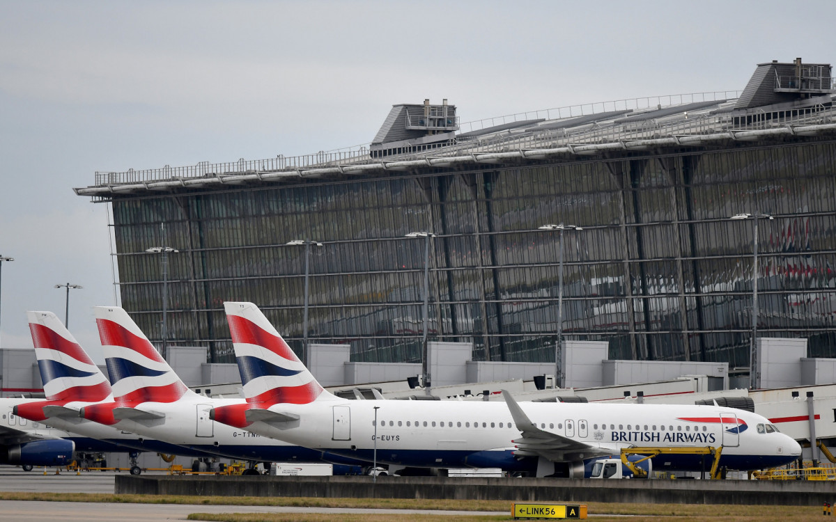 Ciberataque Global Atinge Aeroportos Europeus, Causando Caos e Atrasos
