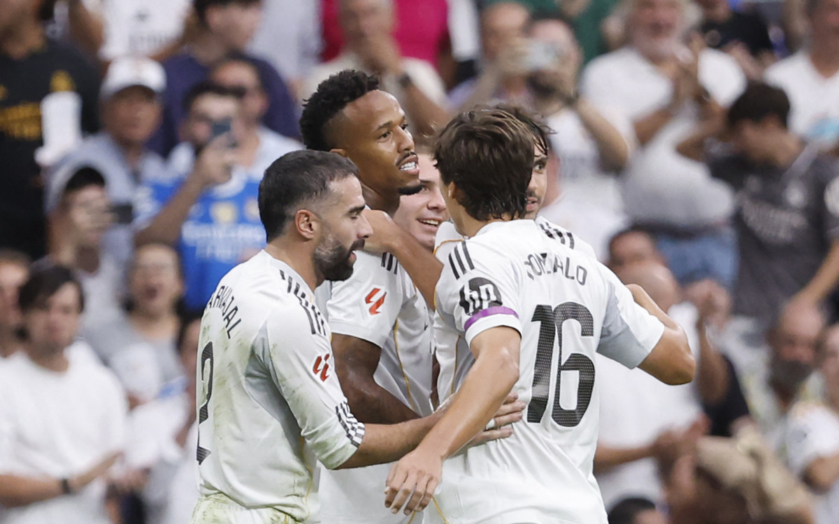 Real Madrid derruba invencibilidade do Espanyol com brilho brasileiro: Militão marca, Vini Jr. assiste