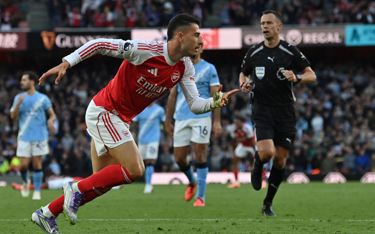 Martinelli Surge no Fim e Garante Empate Heroico do Arsenal Contra o City em Jogo Eletrizante