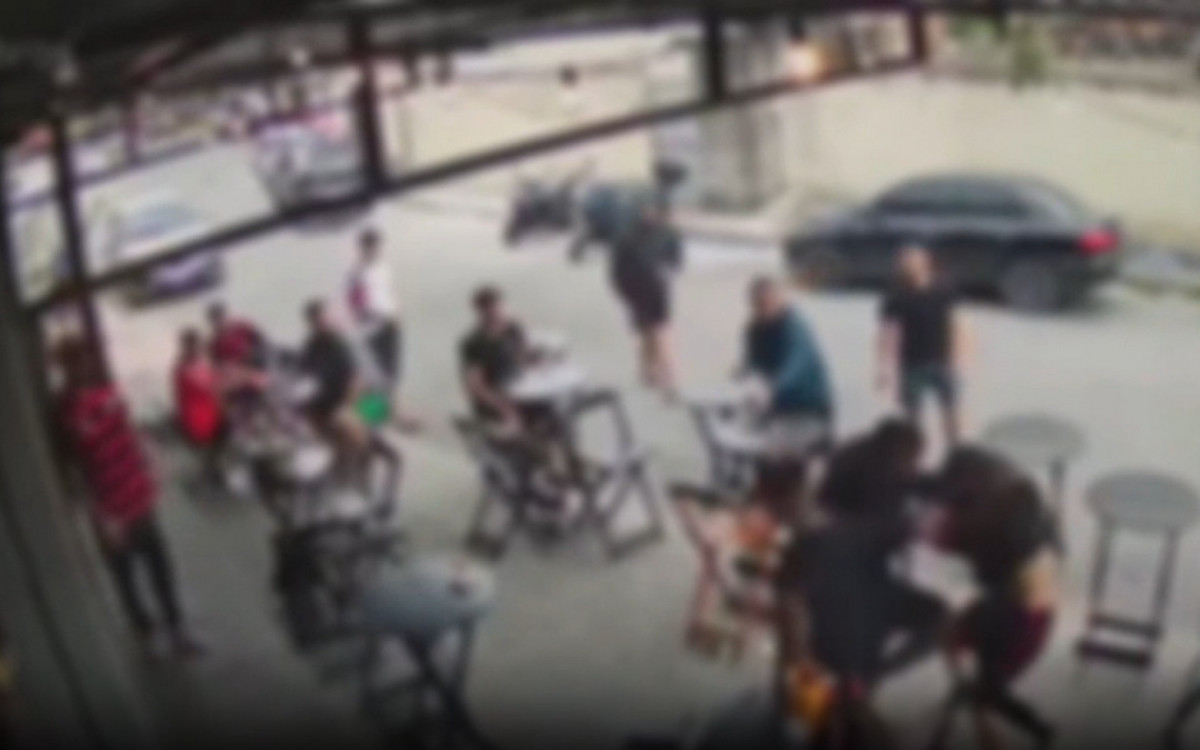 Brutalidade em Bar: Homem Morre Após Ser Agredido Enquanto Assista a Jogo em São Gonçalo