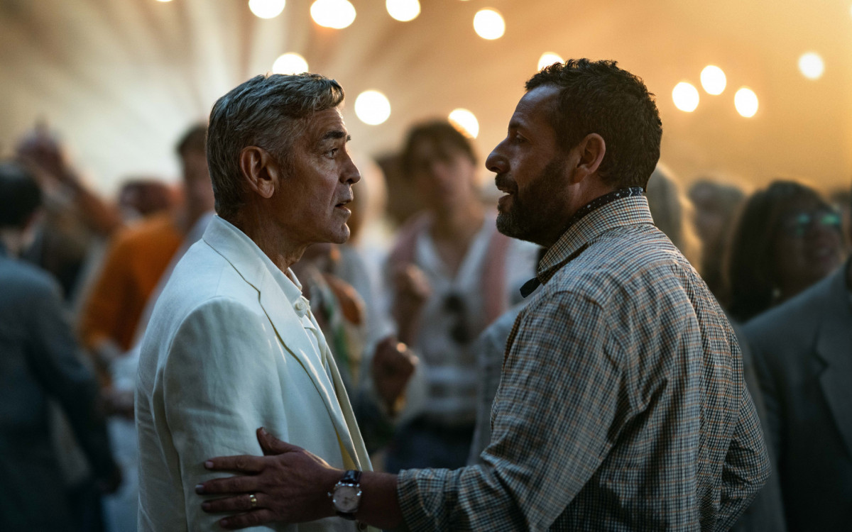 George Clooney e Adam Sandler juntos em ‘Jay Kelly’: Netflix divulga trailer de comédia dramática