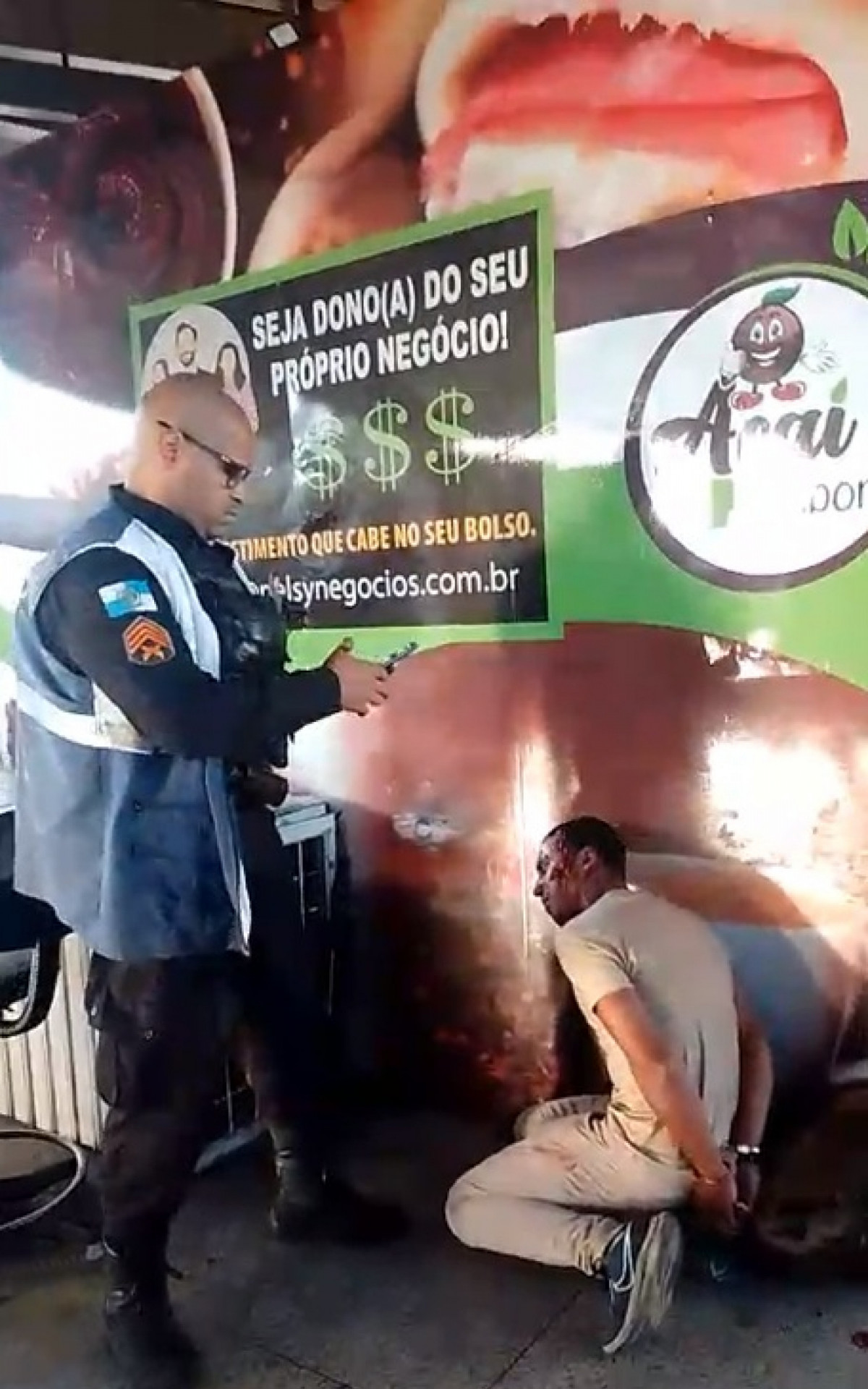 Passageiro denuncia PM por agressão brutal em terminal do BRT no Rio: ‘Fui tratado como bandido’