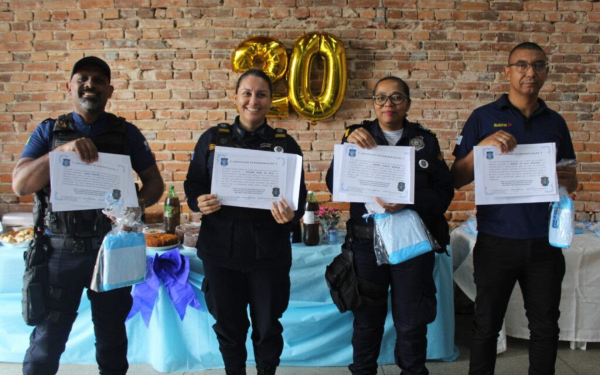 Guarda Civil de Quatis Celebra 20 Anos de Dedicação com Homenagens Emoção