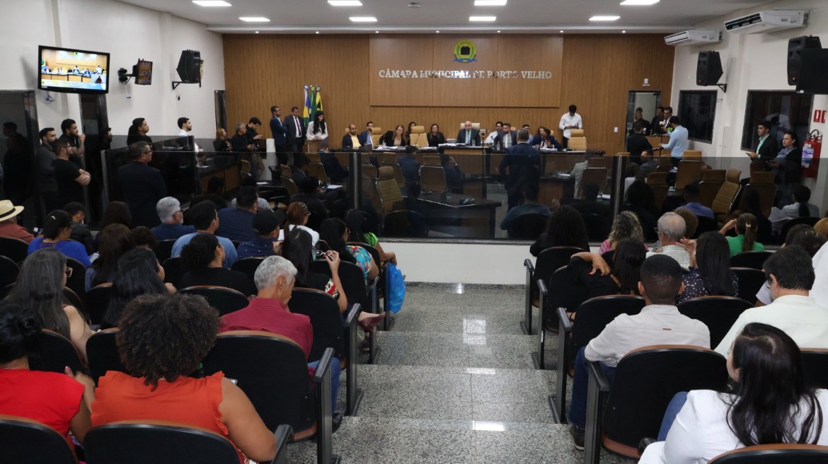 Câmara de Porto Velho Debate Intensamente o Futuro dos Moradores do Porto de Cristo