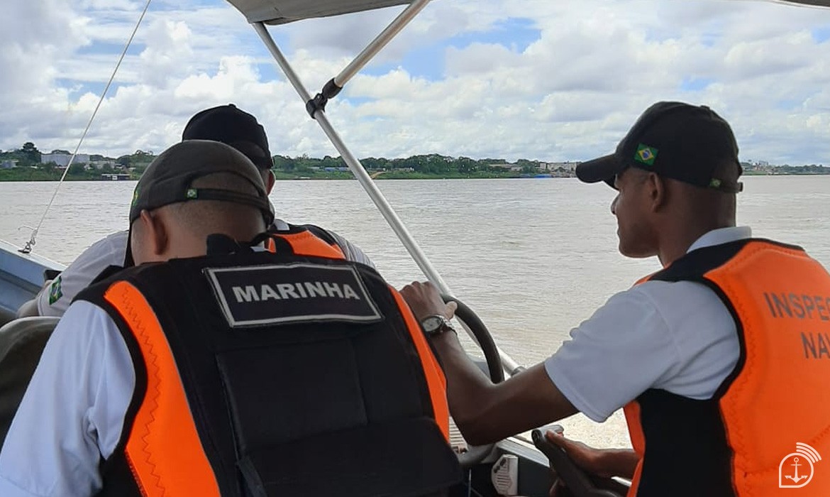 Crise Hídrica no Madeira: Marinha Implanta Medidas para Garantir Navegação Segura em Porto Velho