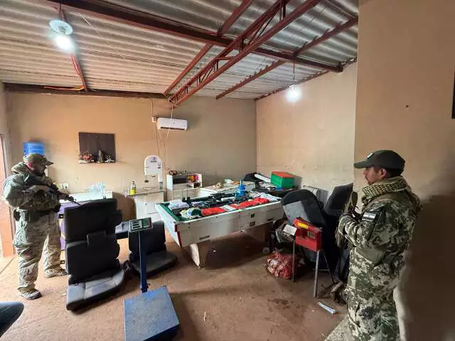 Operação na Fronteira Desmantela Centro Logístico do Tráfico e Prende Quatro