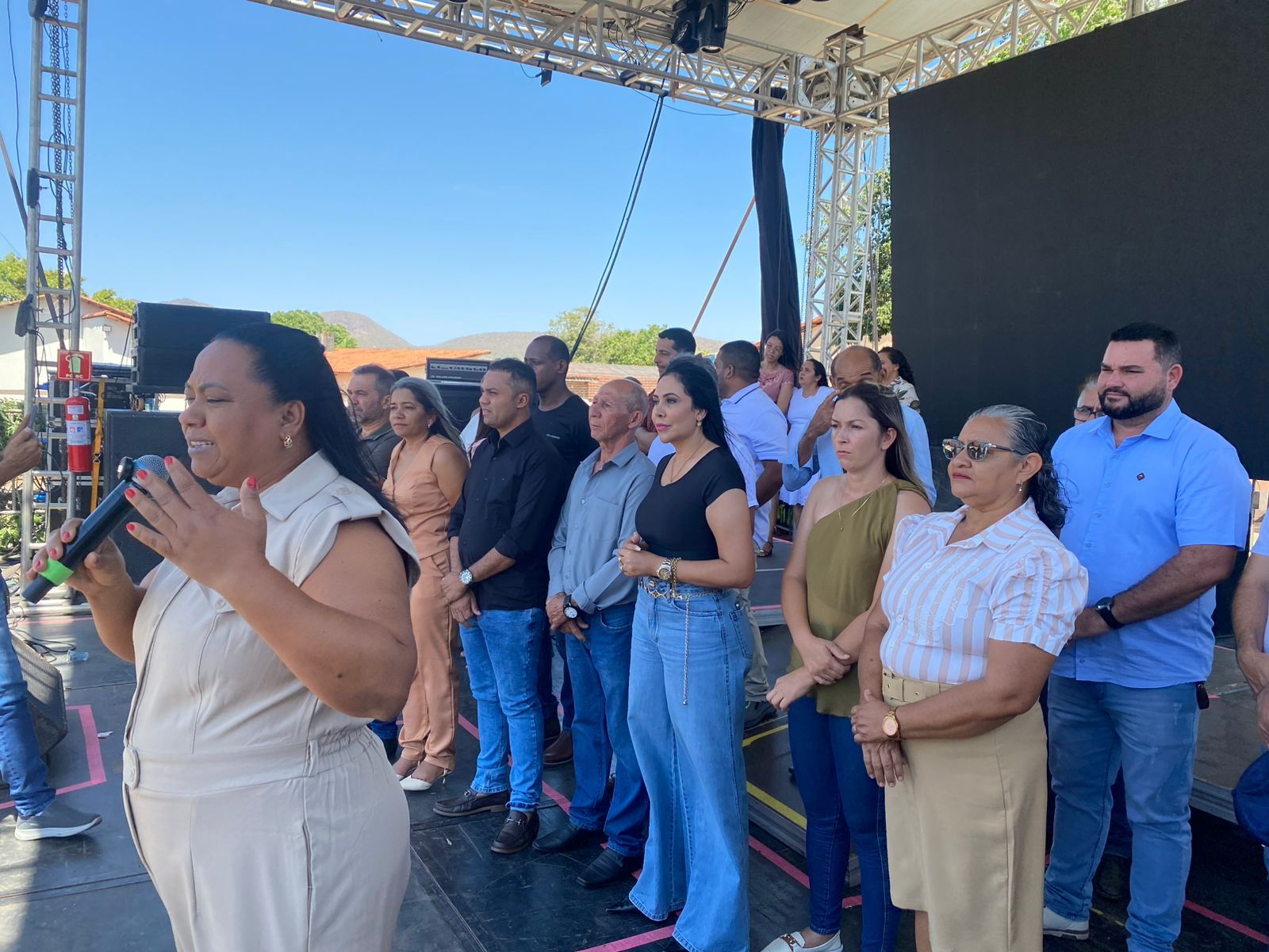 Jaú do Tocantins Celebra 33 Anos com Apoio de Janad Valcari e Investimentos