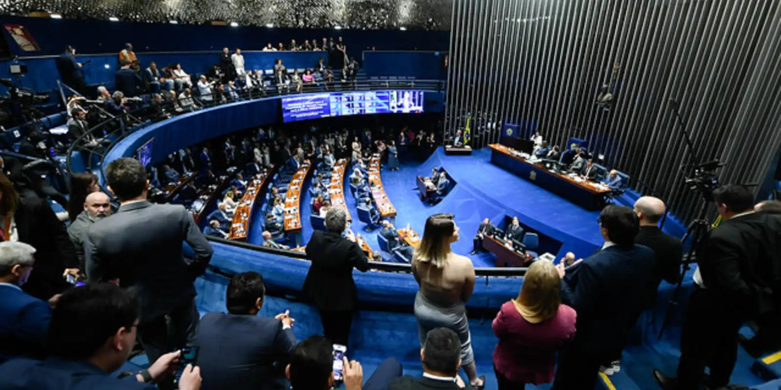 Senado Altera Lei da Ficha Limpa e Diminui Prazos de Inelegibilidade