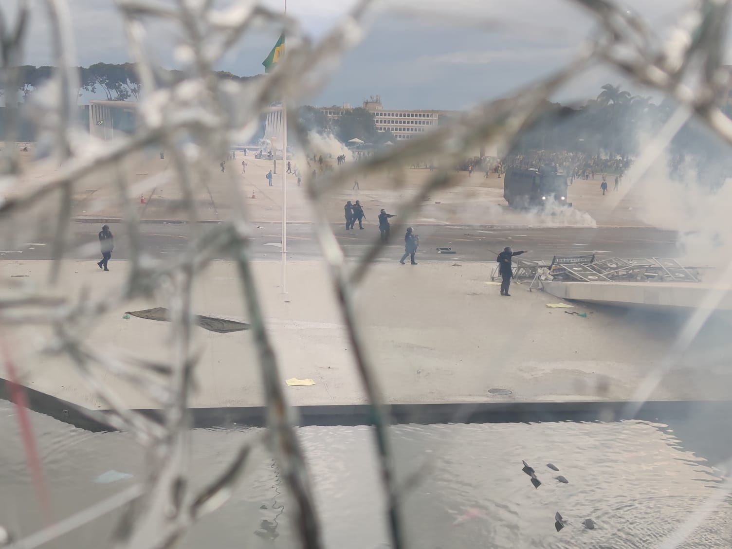 Moraes manda prender mais três condenados pelos atos de 8 de janeiro