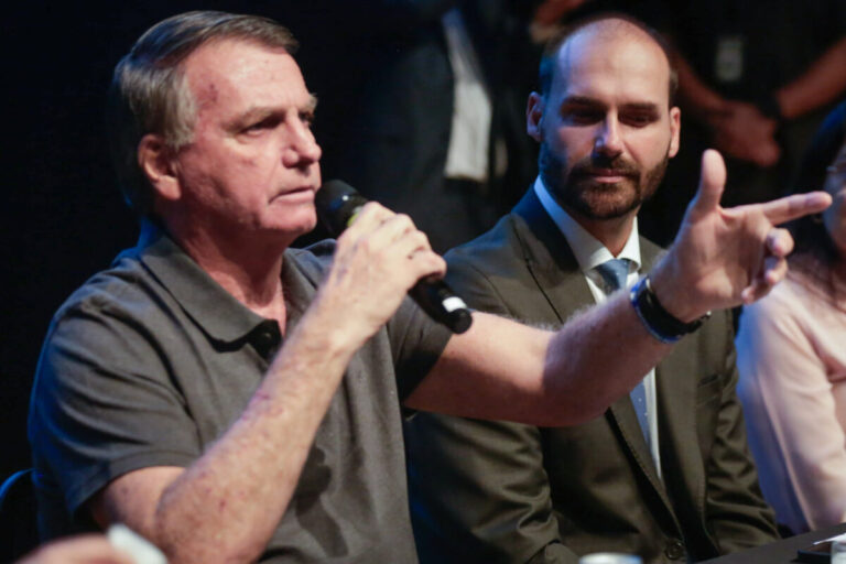 Anistia pode garantir perdão a Bolsonaro e salvar Eduardo