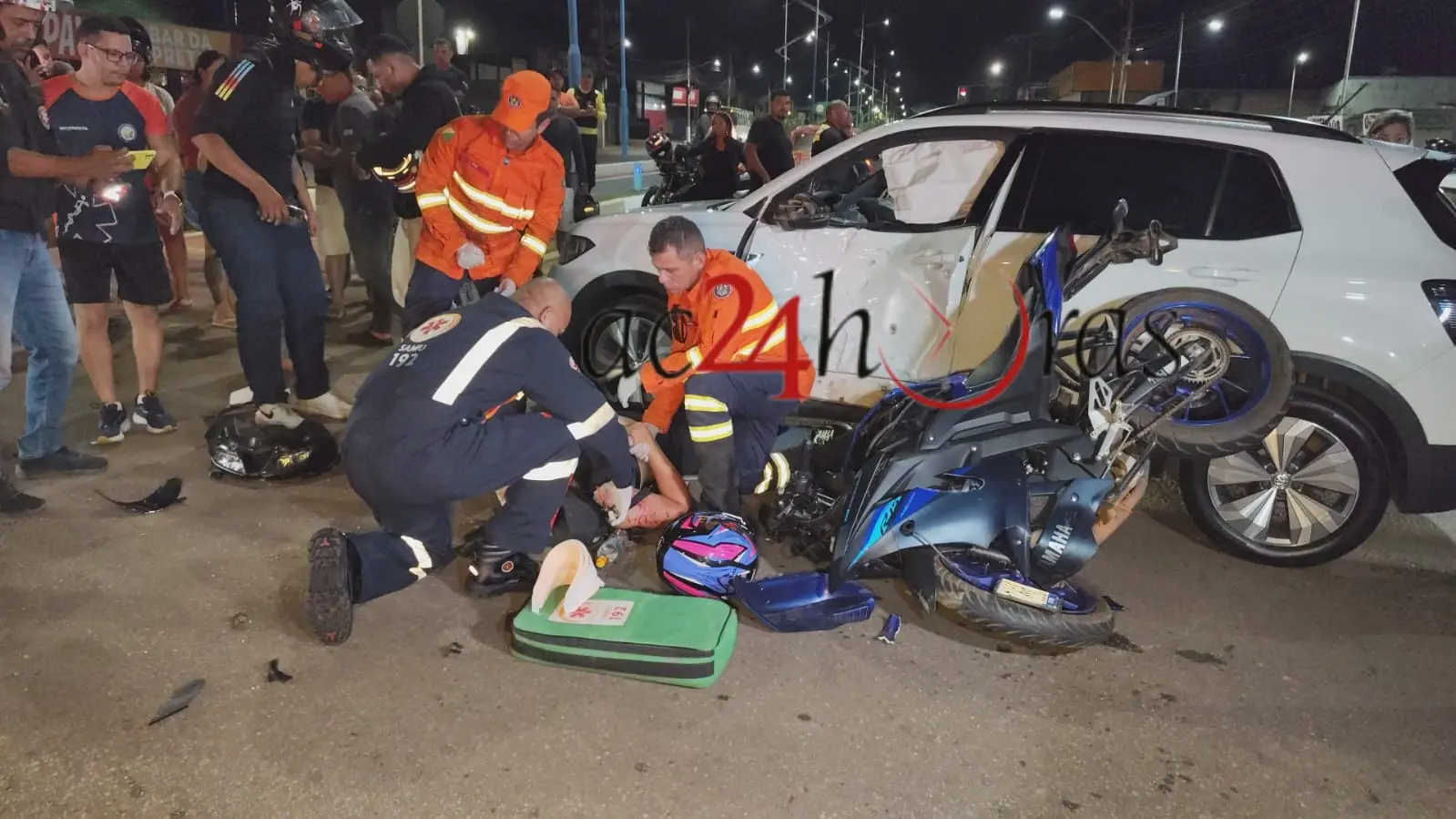 Jovem Gravemente Ferida em Colisão entre Carro e Moto no Segundo Distrito de Rio Branco