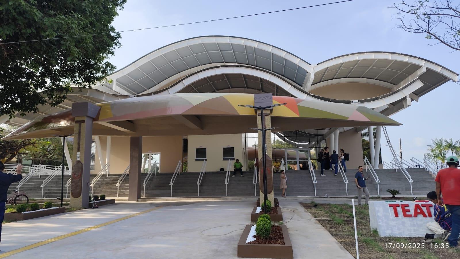 Macapá ganha o Teatro Municipal Fernando Canto: Um novo palco para a cultura amapaense