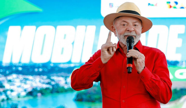Lula critica ACM Neto por se autodeclarar pardo