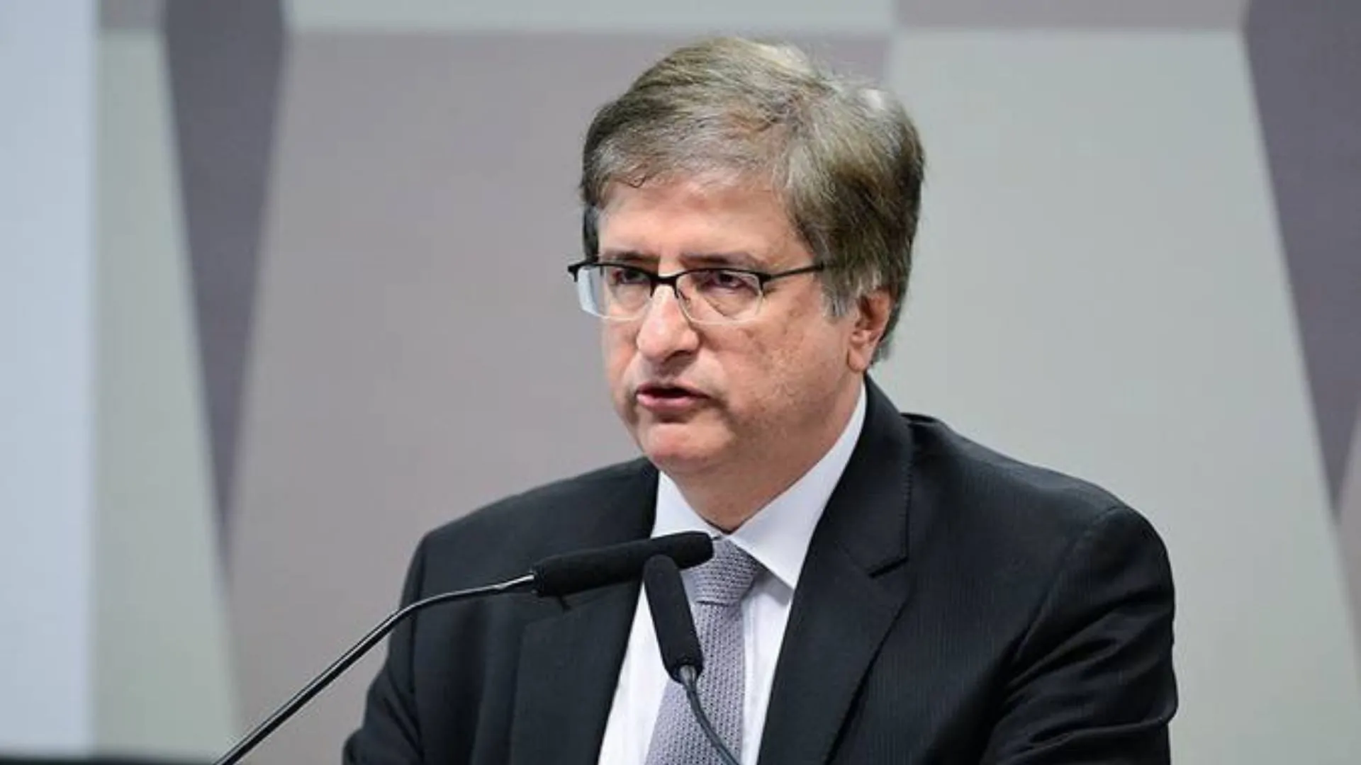 PGR Aponta Provas Irrefutáveis de Plano Golpista Liderado por Bolsonaro, Revela Gonet no STF