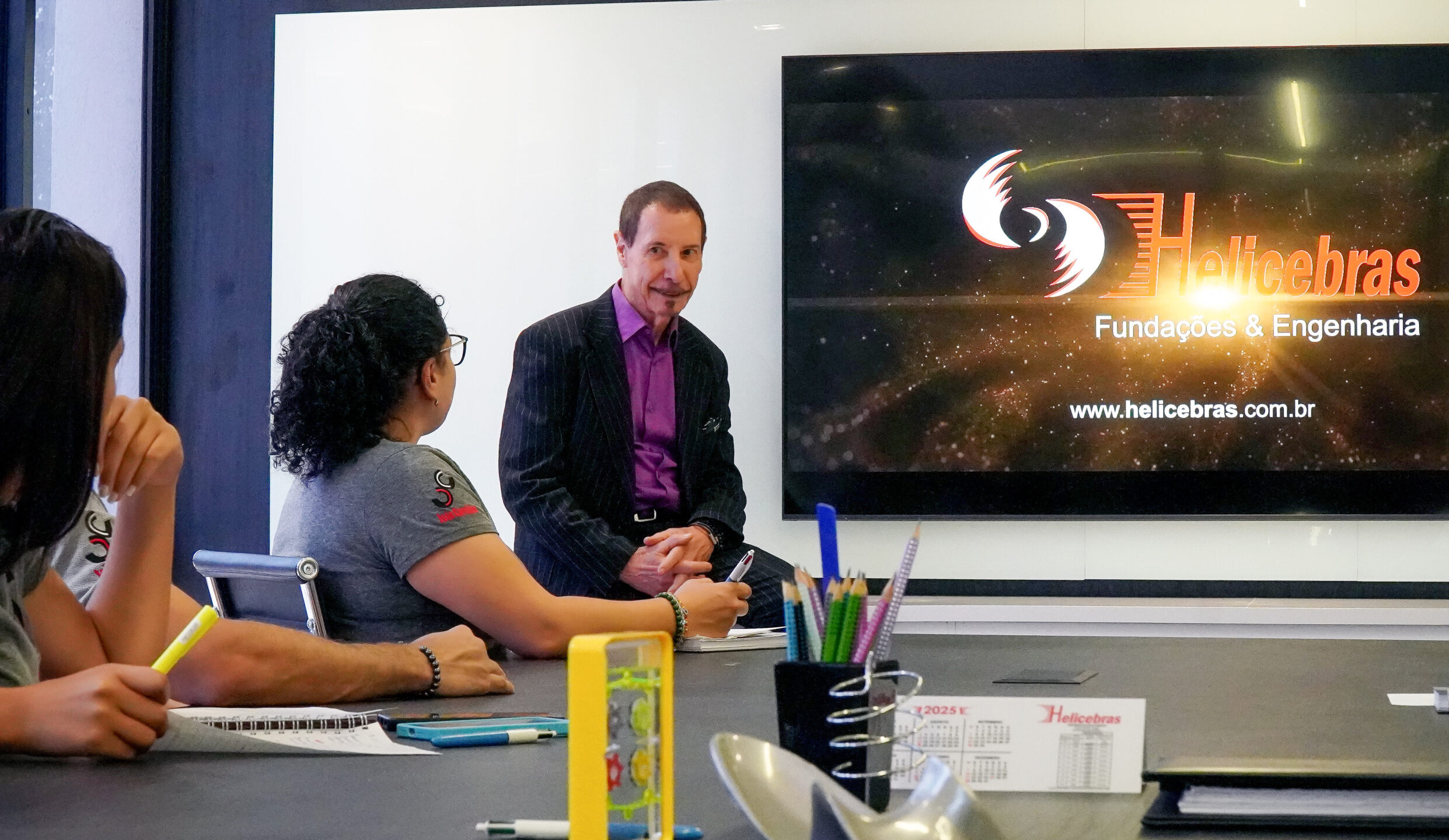 Hélice Contínua vs. Estacas Escavadas: A Fundação da Decisão Inteligente na Construção Civil