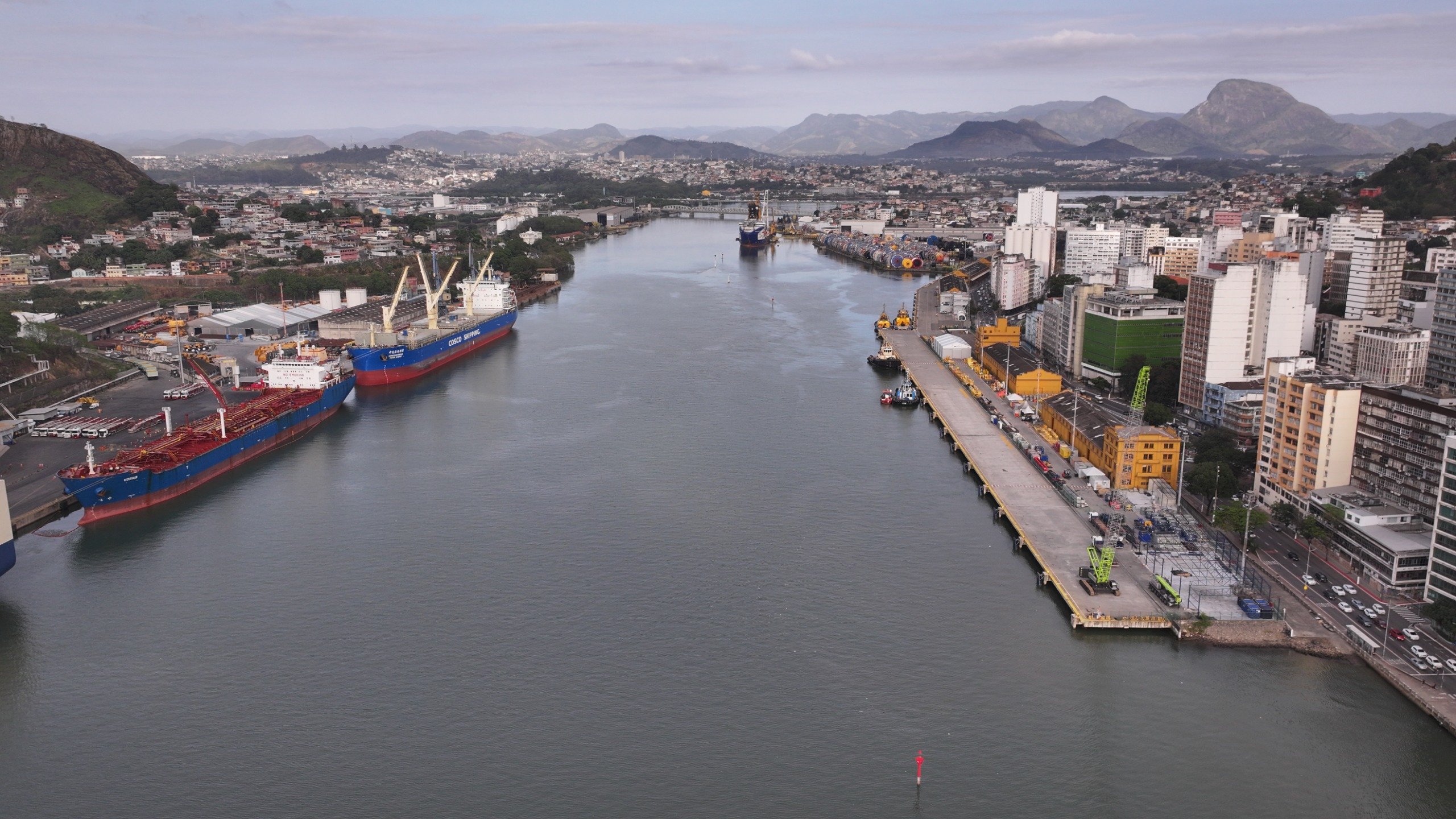Portos Brasileiros Alcançam Recorde Histórico de Movimentação de Cargas em Julho