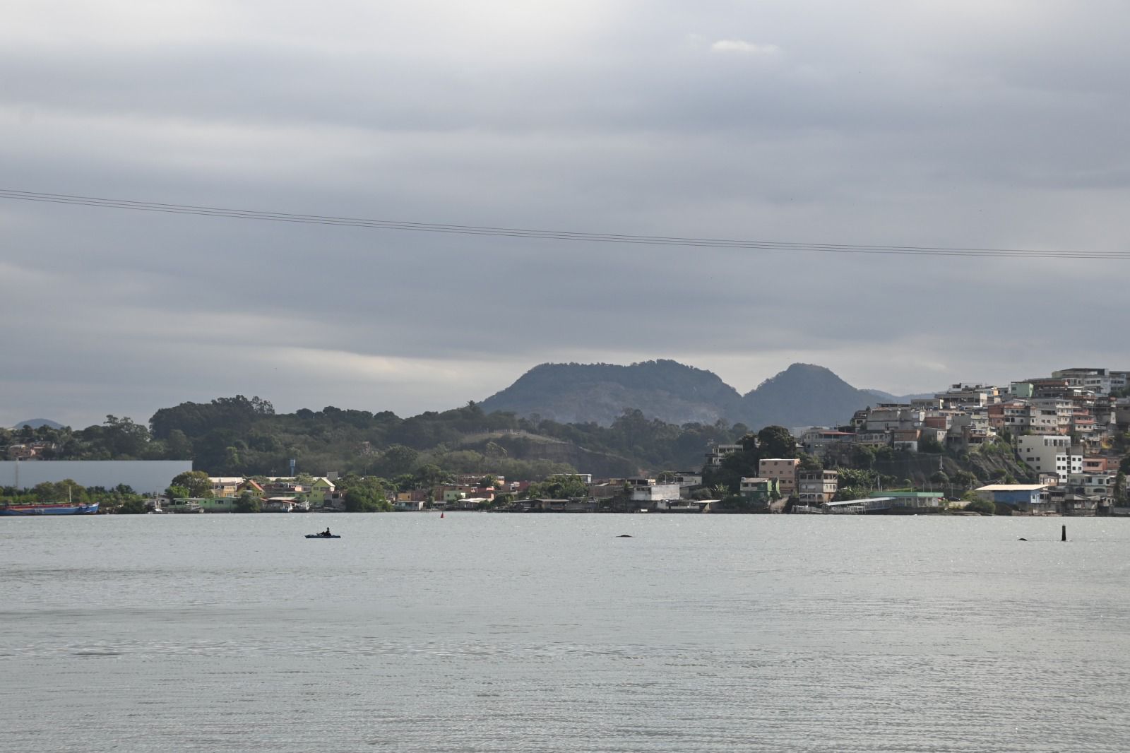 Fim de Semana no ES: Chuva Persiste na Sexta, Mas Sol Retorna no Sábado e Domingo, Aponta Incaper