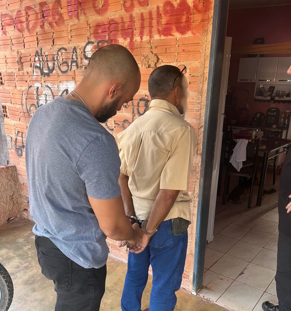 Fim da fuga: Homem acusado de estupro de enteada em Araguaína é preso após 8 anos no Mato Grosso