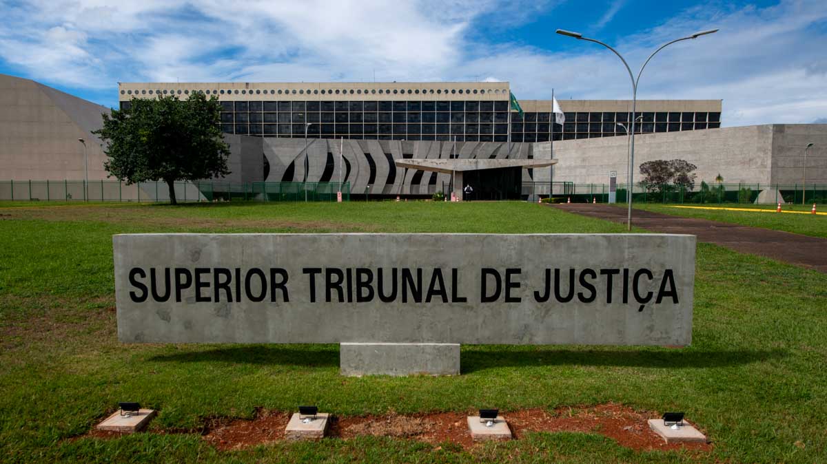 STJ demite servidor acusado de venda de sentenças para lobista