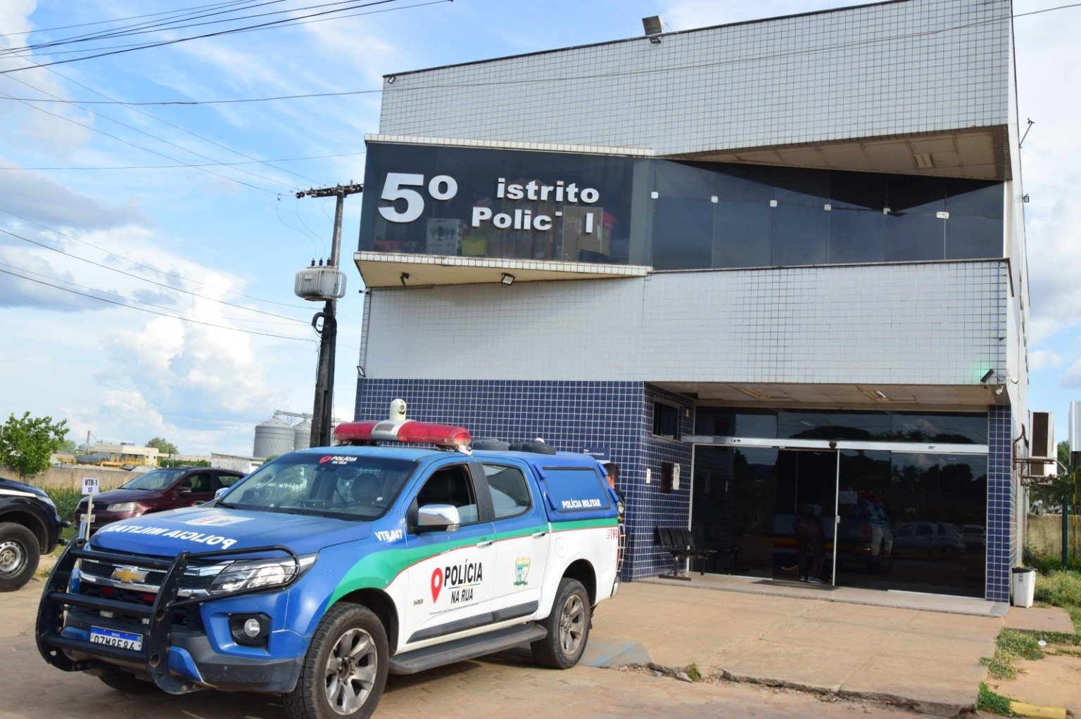 Mulher Presa com Arma em Carro Estacionado Irregularmente em Boa Vista