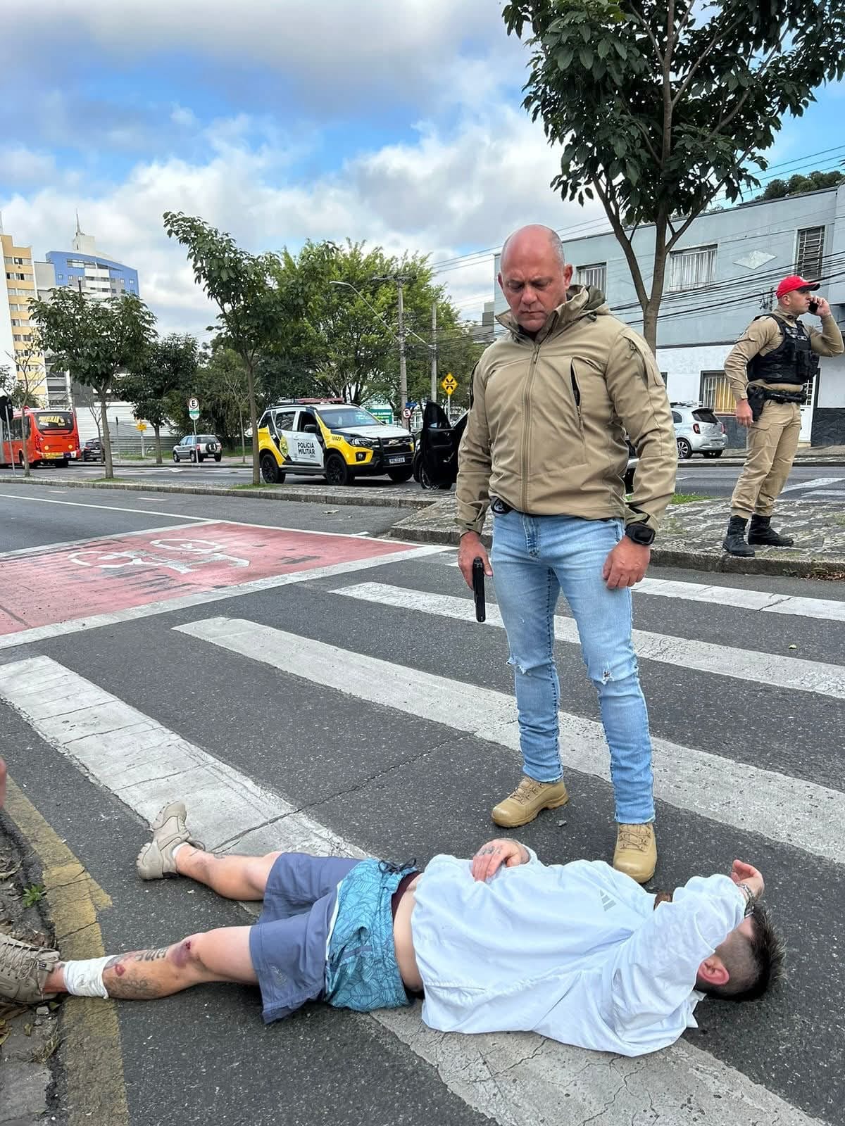 Secretário de Segurança do Paraná socorre vítima de acidente e descobre que ele estava foragido