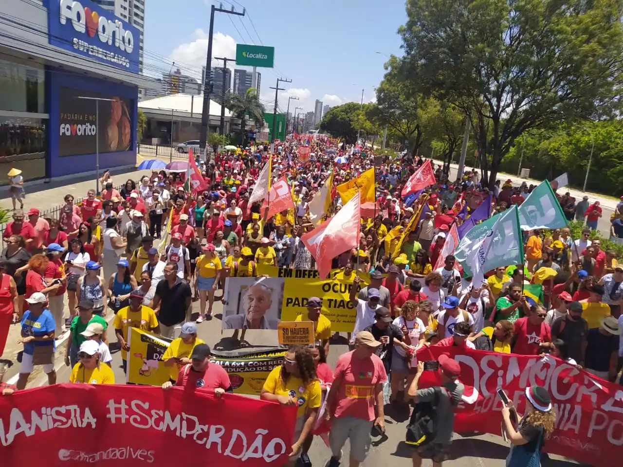 Natal se une em protesto contra anistia a golpistas e PEC da Blindagem