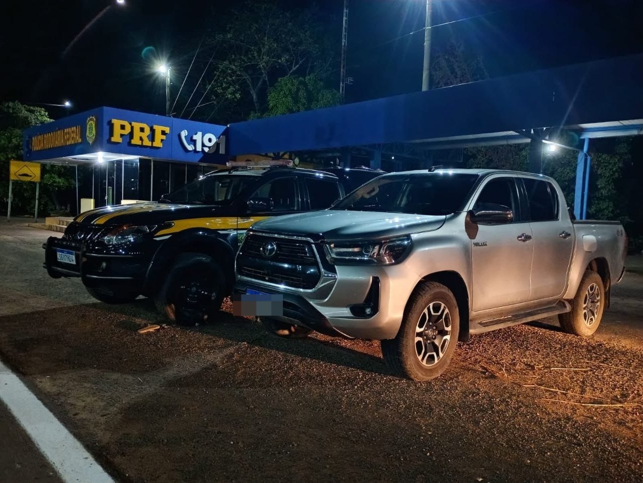 Perseguição e Recuperação: PRF Apreende Caminhonete Roubada do Piauí em Palmeiras do Tocantins