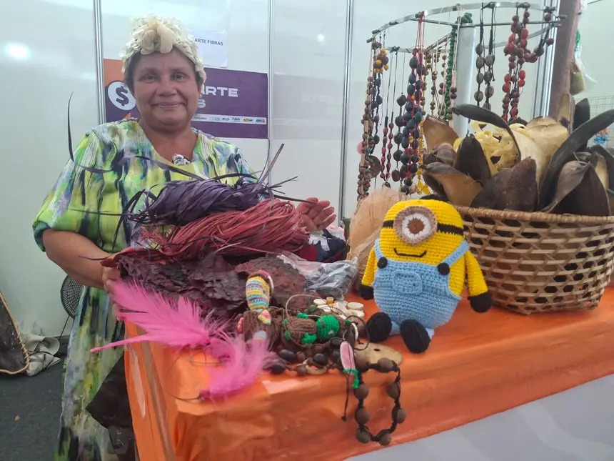 Da Floresta Amazônica para a Expofeira: Artesã do Amapá Transforma Tradição em Arte Sustentável