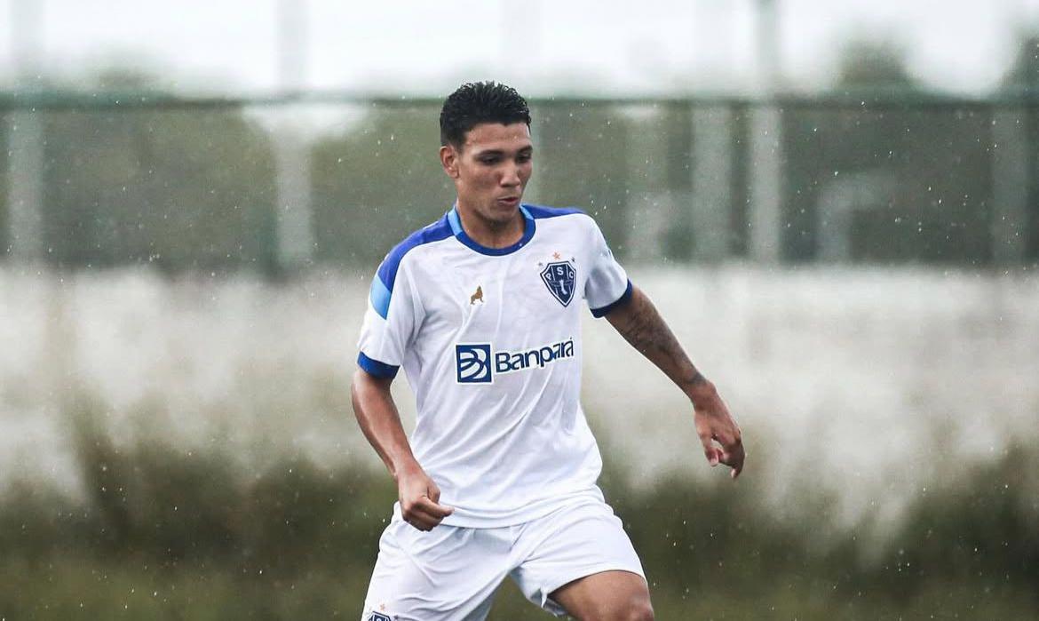 Amapaense de 17 anos, Brian Wendell Assina Contrato Profissional com o Paysandu