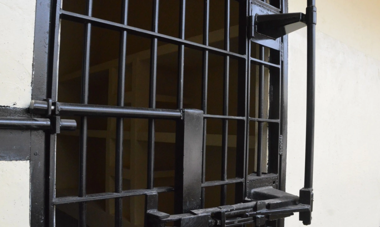 Preso é assassinado por colegas de cela dentro de presídio em Mossoró