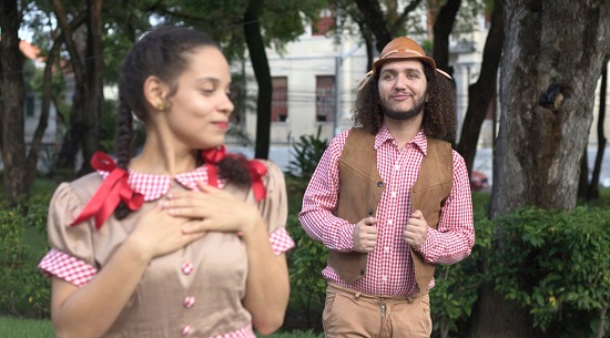 Amor e Teatro Invadem o Museu da Gente Sergipana com ‘Menina Miúda’