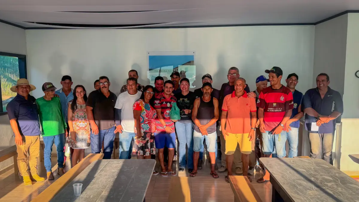 Deracre Alinha Recuperação de Ramais Rurais com Comunidade em Cruzeiro do Sul