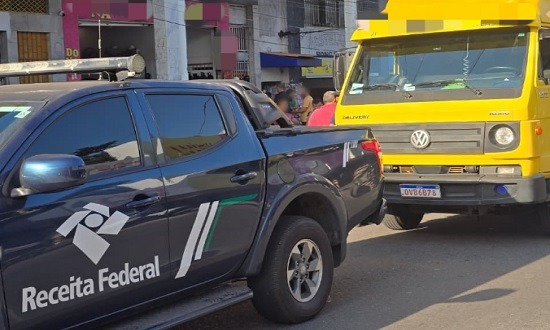 Ação da Receita Federal Desmascara Pirataria no Centro de Aracaju: 16 Mil Produtos Apreendidos