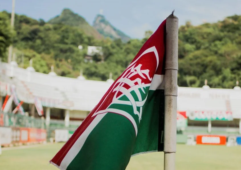 Fluminense Abre Transmissão da Reunião Decisiva sobre SAF: Futuro do Clube em Jogo