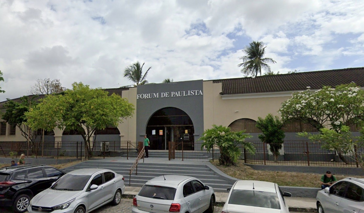 Mãe condenada a 41 anos por torturar filho até a morte