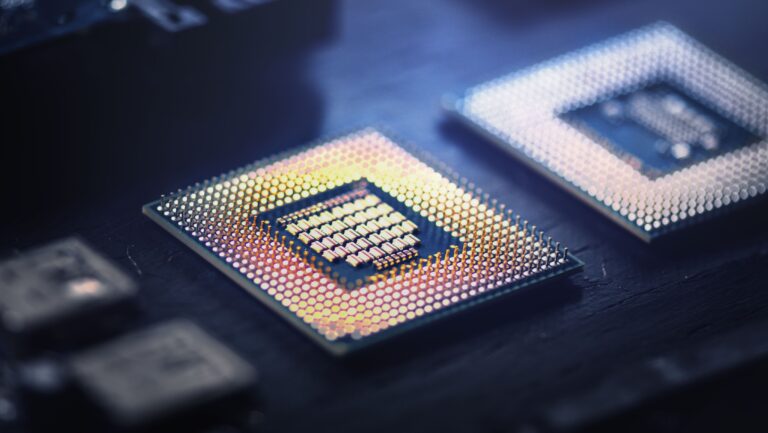 Pesquisadores apresentam chip 6G que opera em todas as frequências