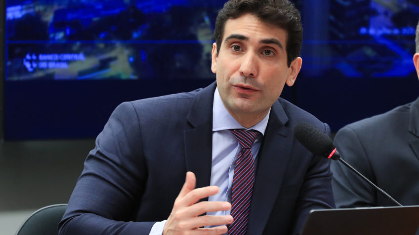 Galípolo: fintechs e Faria Lima são vítimas do crime organizado